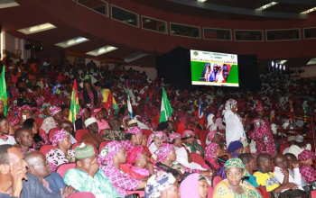 Le président Faure Gnassingbé ouvre les travaux de l’édition 2017 du Forum des Premières dames de la CEDEAO à Niamey