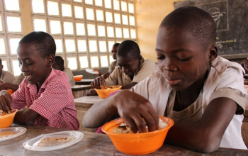 Alimentation dans les écoles togolaises: plus de 200.000 enfants nourris par les cantines scolaires