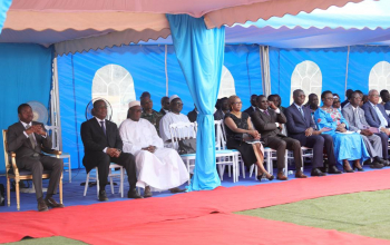 SEM Faure Gnassingbé inaugure l’usine pharmaceutique « DO PHARMA »
