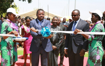 Inauguration d’une centrale solaire à Takpapièni