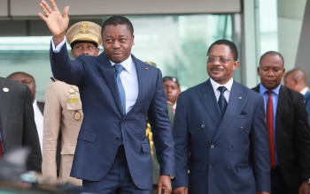 SEM Faure GNASSINGBÉ à Sipopo pour encourager la recherche scientifique