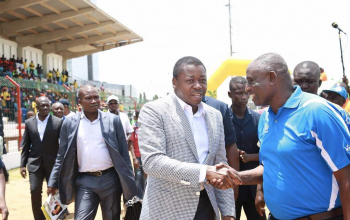 Le Chef de l’Etat aux côtés de la prochaine génération de footballeurs togolais