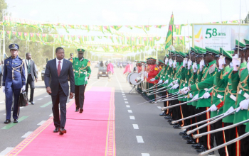 Un « excellent défilé militaire » pour marquer le 58ème anniversaire d’Indépendance du Togo