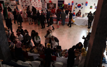 LE TOGO REPRESENTE AU « BAZAR INTERNATIONAL DE BIENFAISANCE »