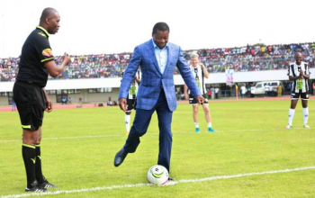 Chef-de-l-Etat-Coup-d-envoi