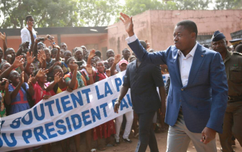 Remise de matériels roulants aux structures de santé de la région des Plateaux par SEM Faure E. GNASSINGBE