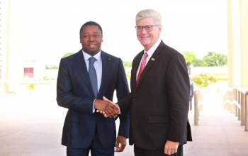 SEM Faure Essozimna Gnassingbé et le Gouverneur Phil Bryant