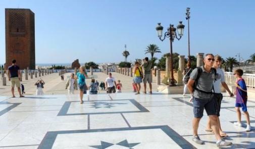  Des touristes visitent la Tour Hassan à Rabat | Ph: Archives