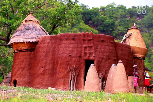  Habitat traditionnel Tamberna, l'une des richesses du Togo 