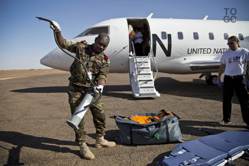  Médecin togolais au Mali lors d'une évacuation médicale 