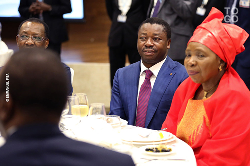  Faure Gnassingbé et la présidente de la Commission de l'Union africaine 