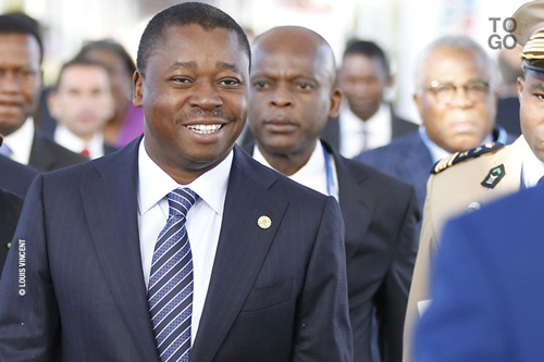  Faure Gnassingbé avec son ministre des Affaires étrangères 